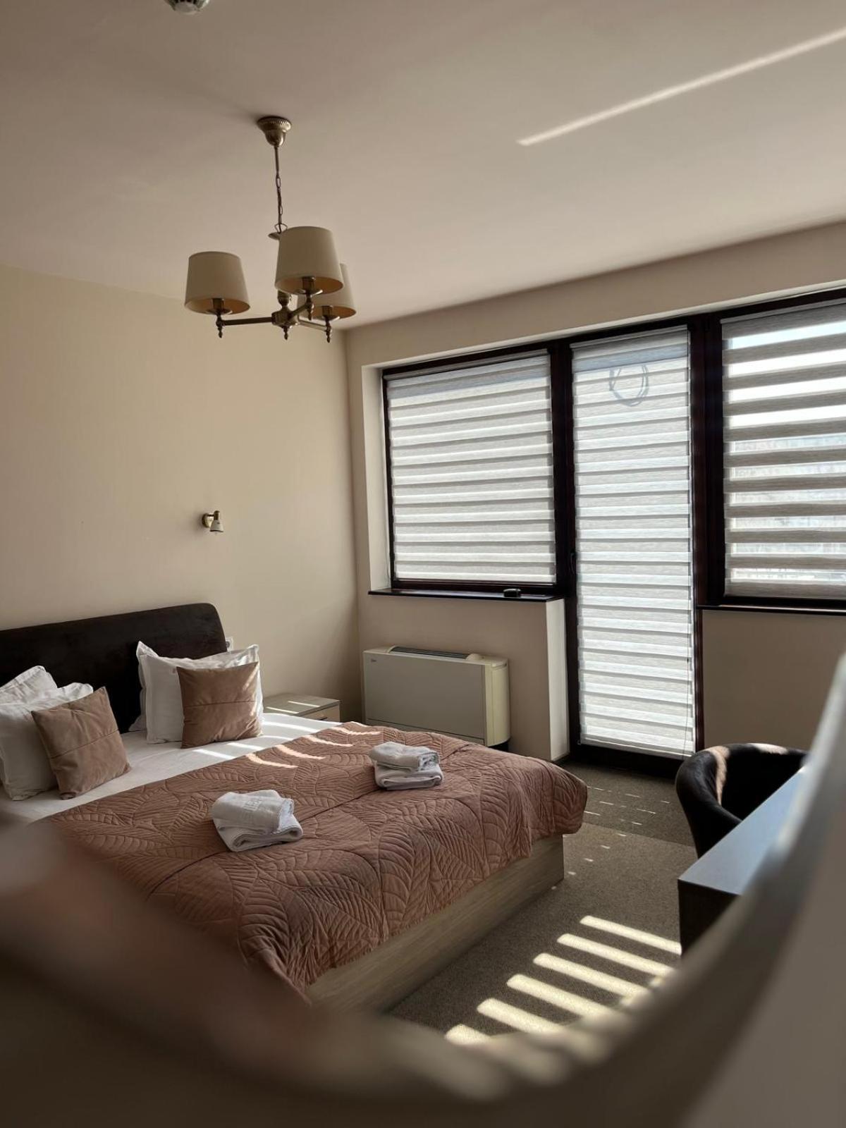 Pensiunea Select Central Târgu-Mureş Zewnętrze zdjęcie