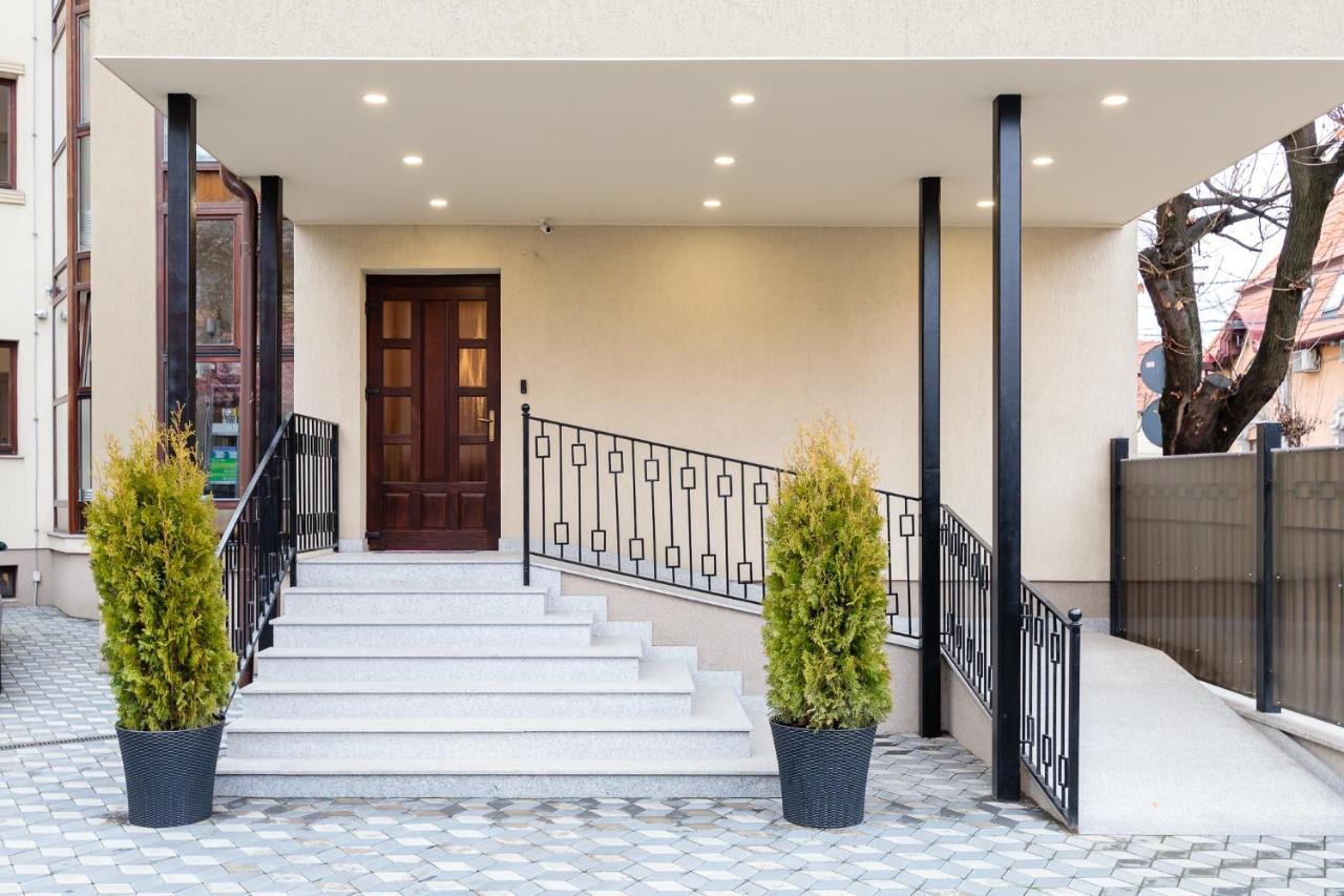 Pensiunea Select Central Târgu-Mureş Zewnętrze zdjęcie